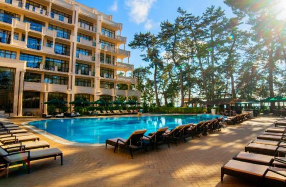 Hotel Georgia Palace-ის შენობა საქართველოში